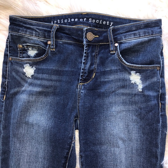 Articles of Society Barely Worn Medium Wash Jeans - Picture 5 of 5